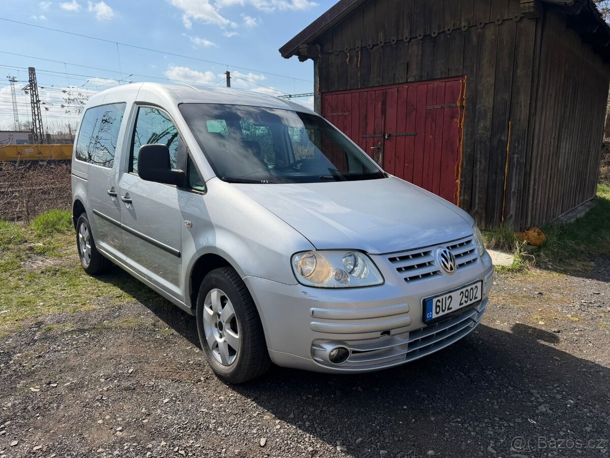 Caddy TDI 77kw 7 míst - 3