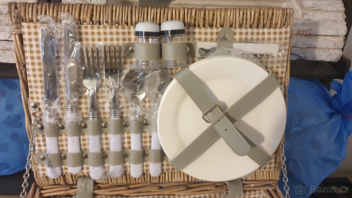 Piknikový koš KOSTKA - 3