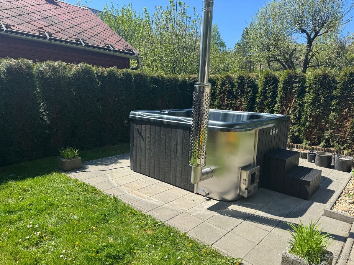 Novinka:Vyrábíme luxusní vířivky s interním kotlem na dřevo - 3