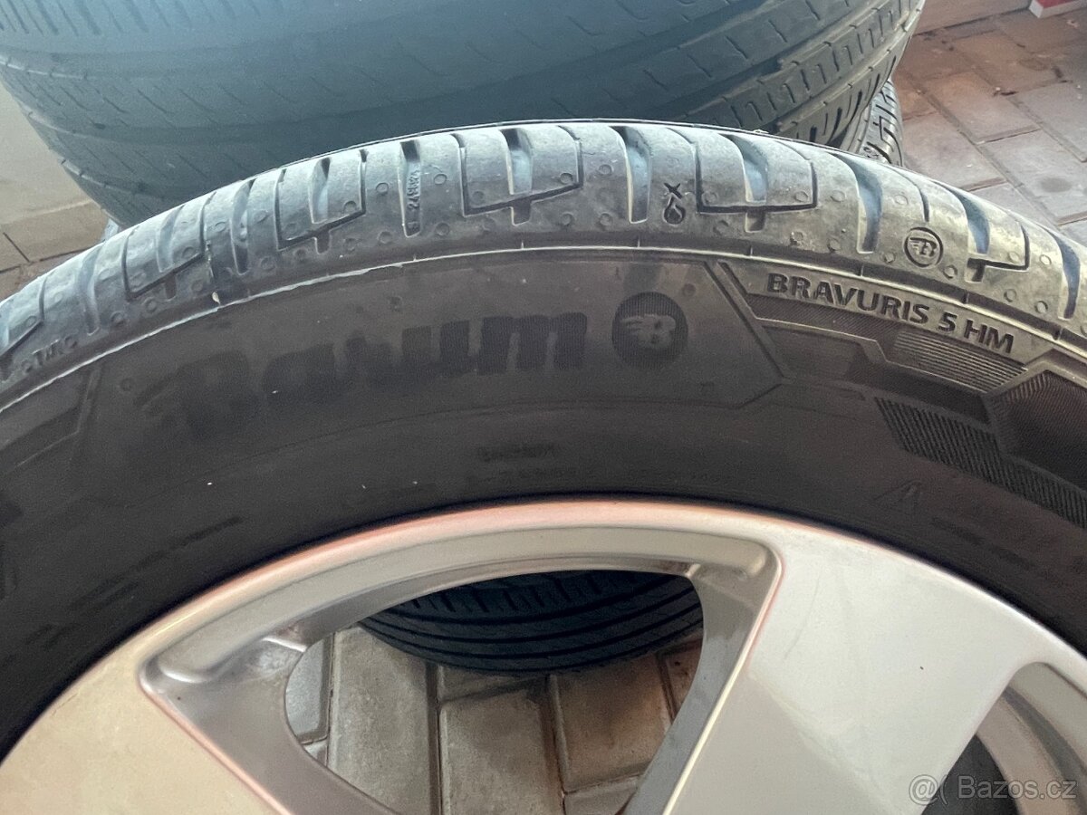 Letní pneu s disky Barum Bravuris 4 ks 195/55/R15V (použité) - 3