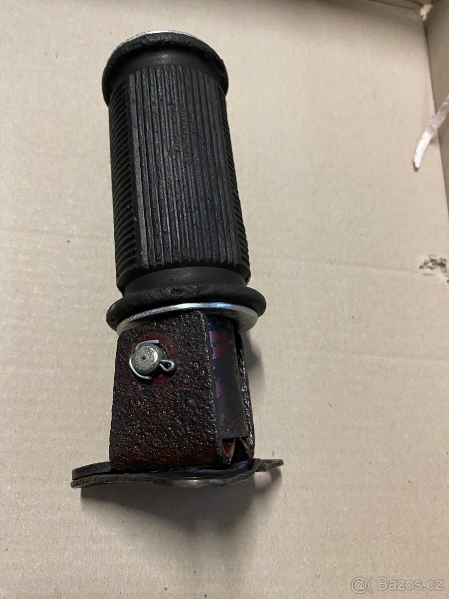 Jawa kývačka (353, 354) půlbuben - stupačka zadní - 3