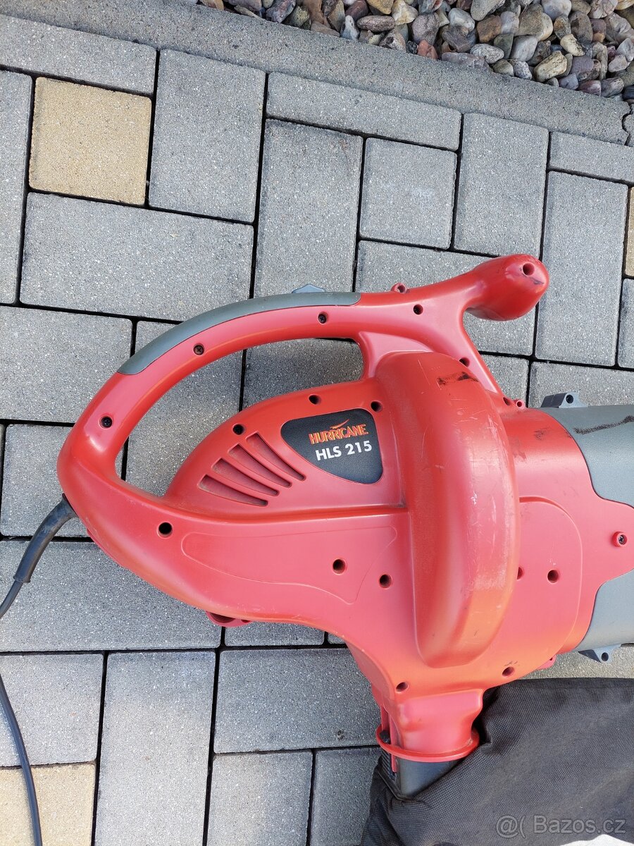 PRODÁM VYSAVAČ /FUKAR + NOVÝ VAK - 3