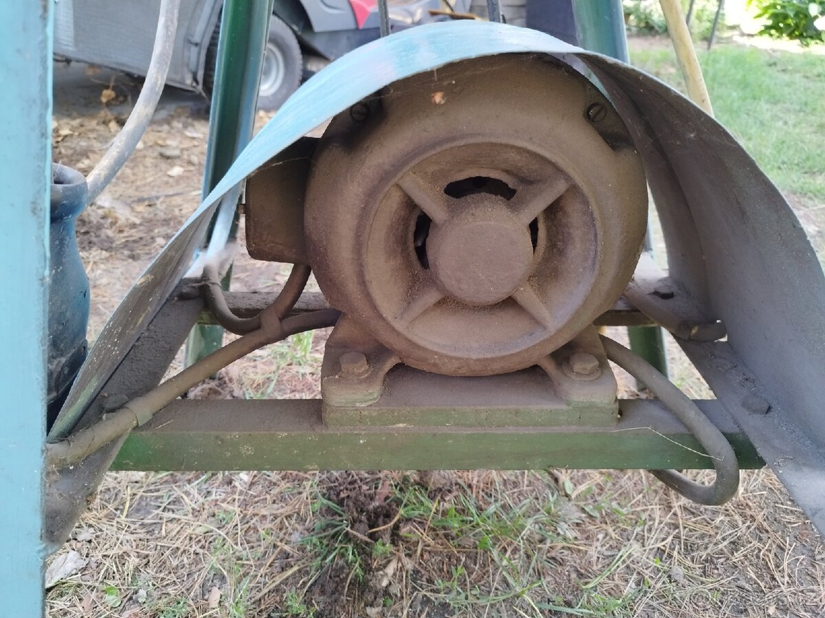 Dvoukotoučová bruska - 3