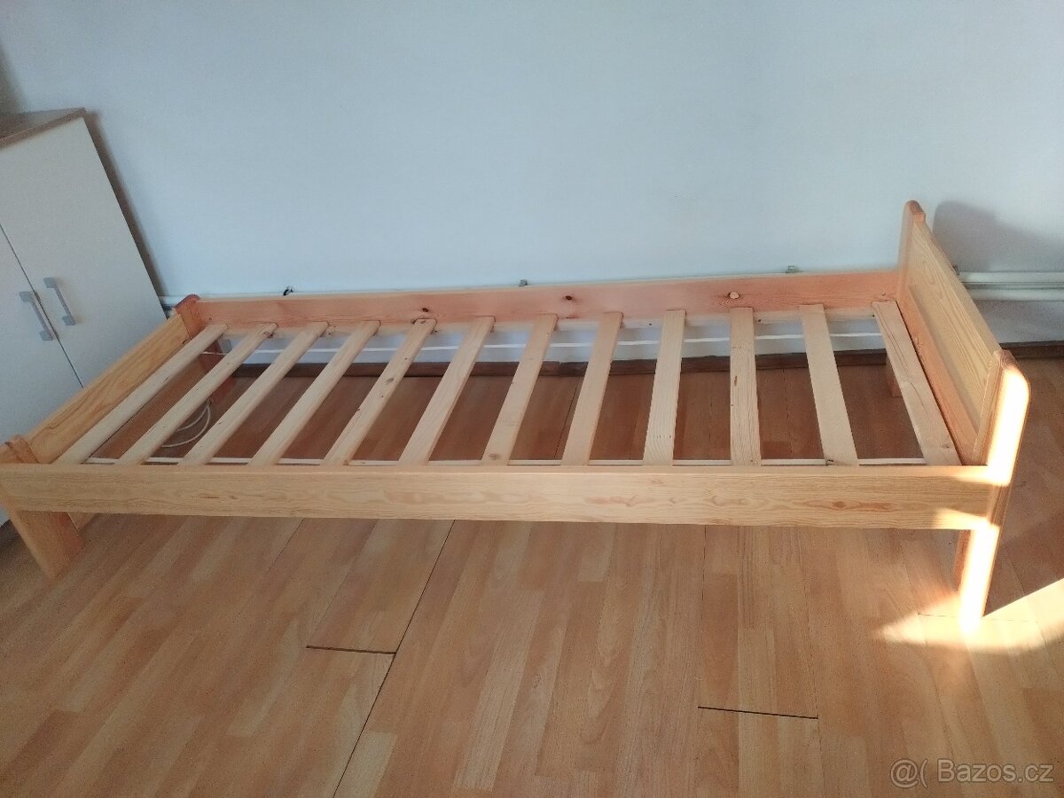 Prodám postel 200x80 s roštem - 3