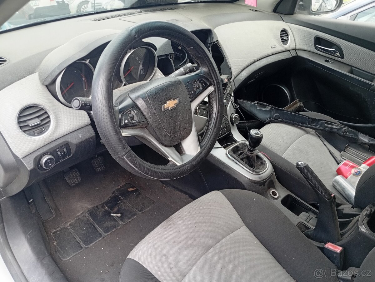 Chevrolet Cruze 2.0 vcdi 110kw Díly - 3