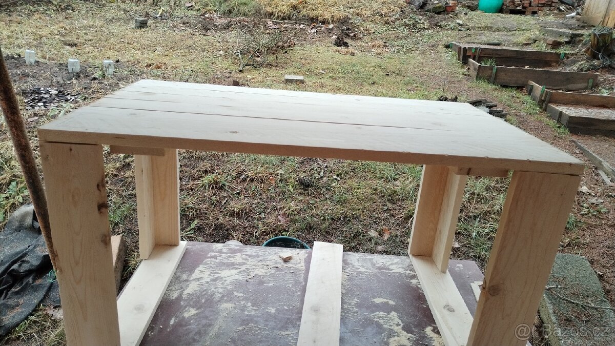 Konferenční stůl - 3