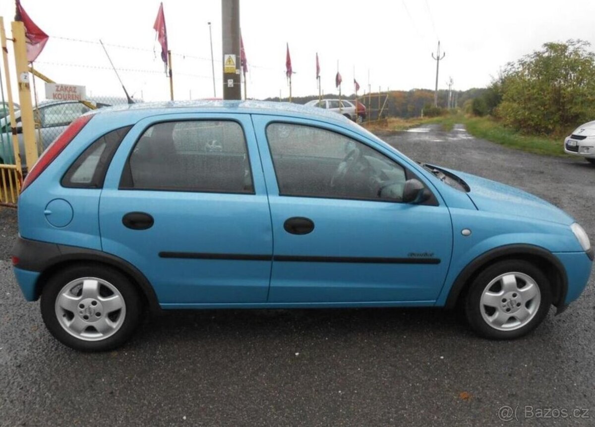 Opel Corsa 1,0 12V Comfort Serviska benzín - 3