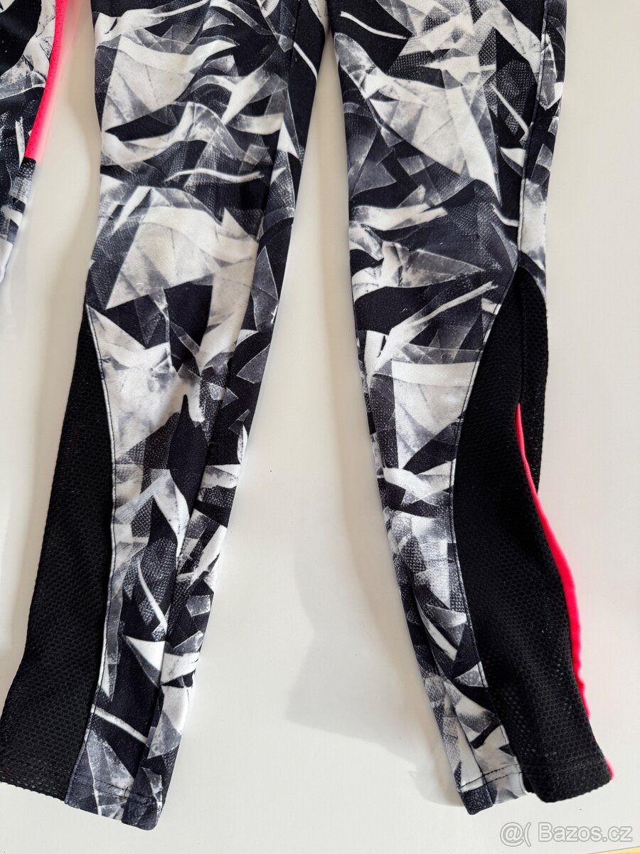 Set pro holčičku vel 122 - 3