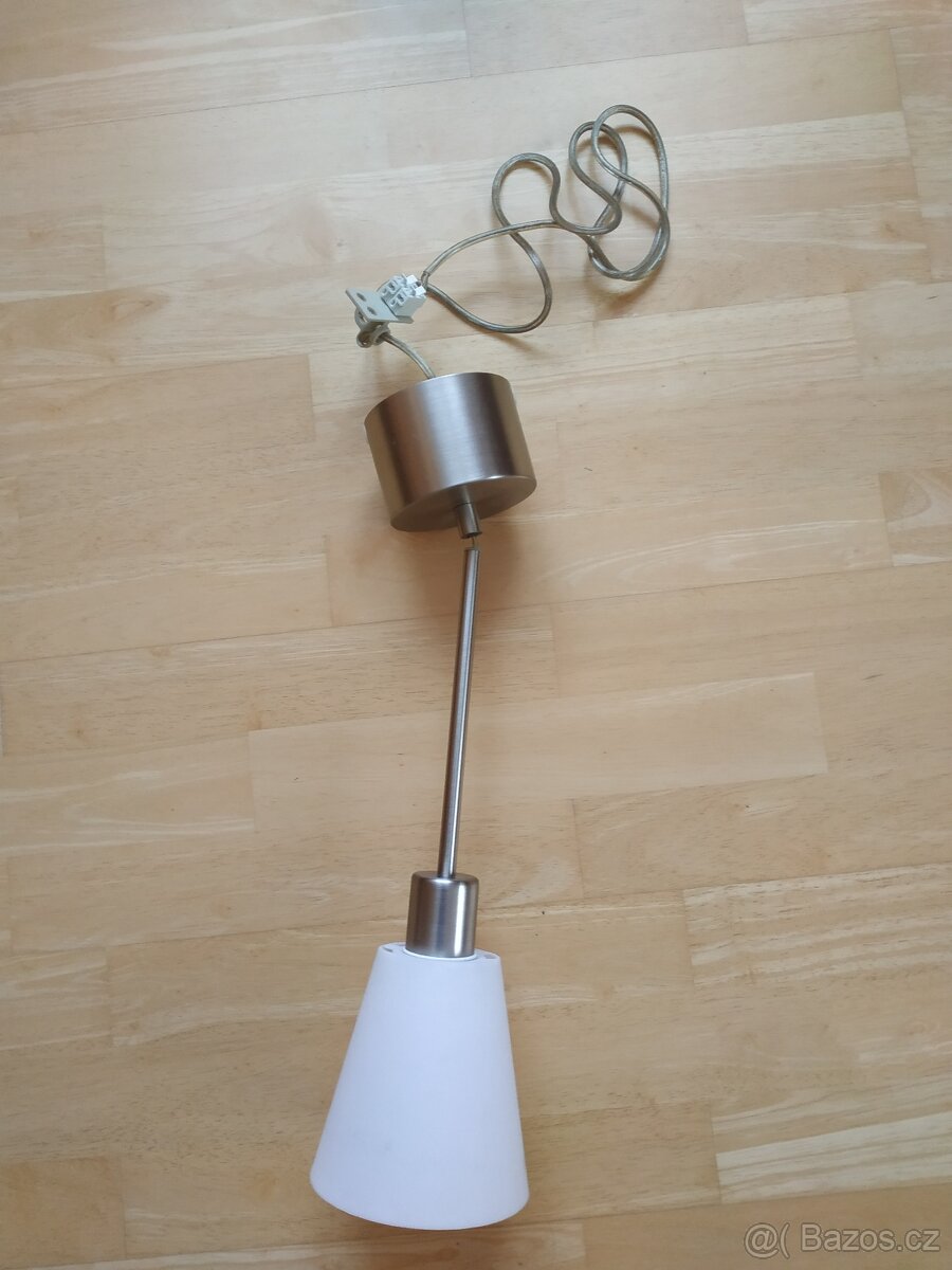 Svítidlo, lustr, lampa. - 3