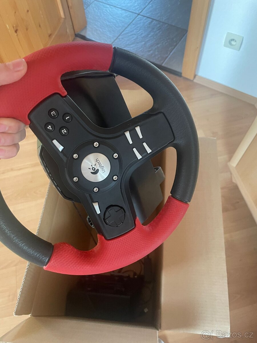 Herní volant genius - 3