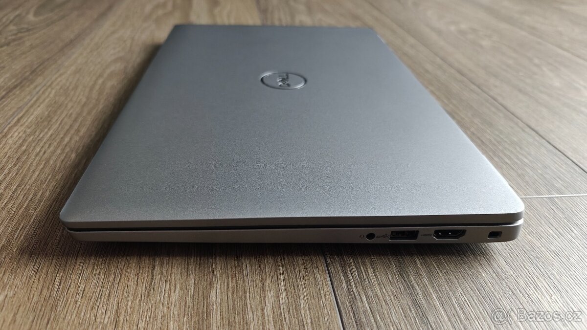 Dell Latitude 5450 — i5 Ultra-135h / 16GB DDR5 / 256GB - 3