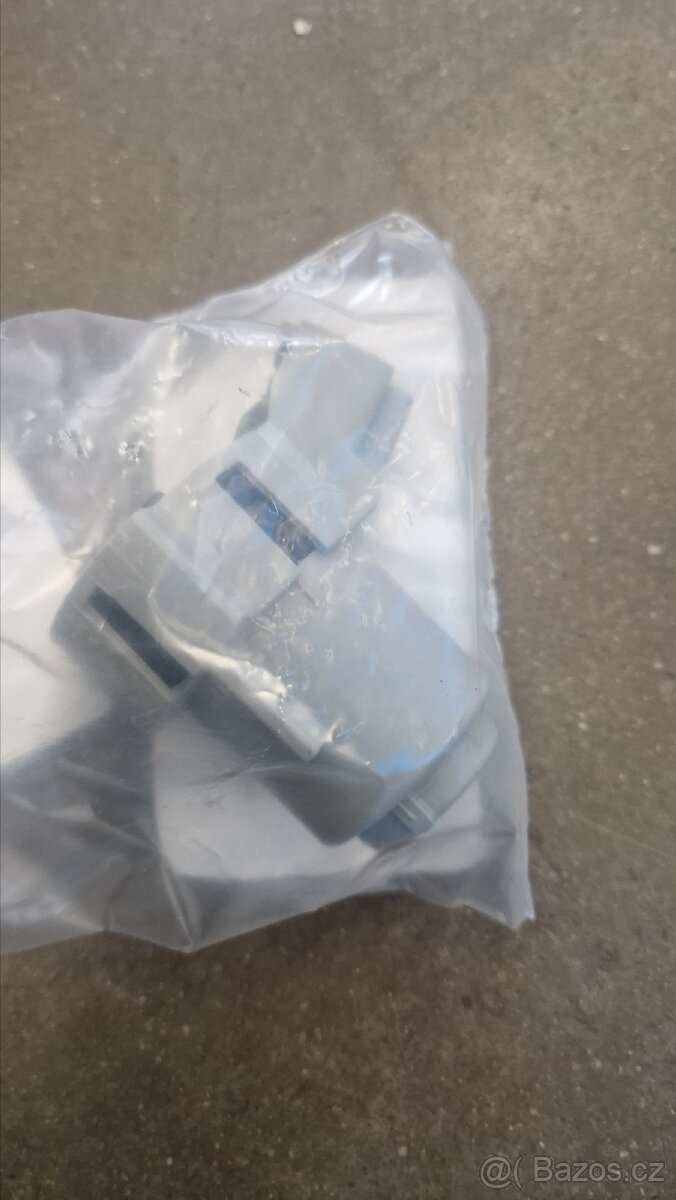 Spínač zapalování
7E0905865 original Škoda fabia romster - 3