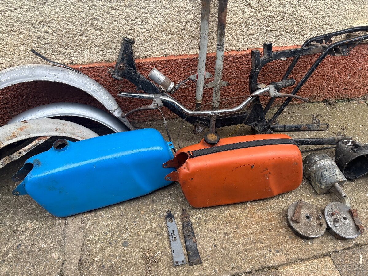 Jawa Mustang dily - 3