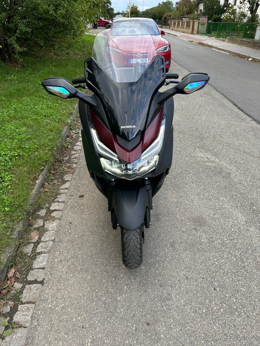 Honda Forza 125 - 3