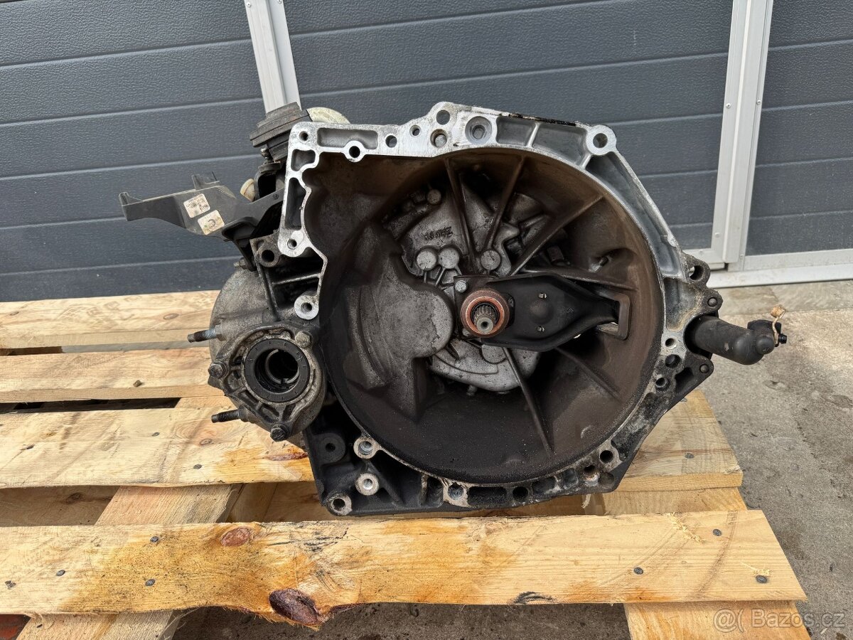 Manuální převodovka 1.5 HDI M0C 9680886610 D15DT (YHY) - 3