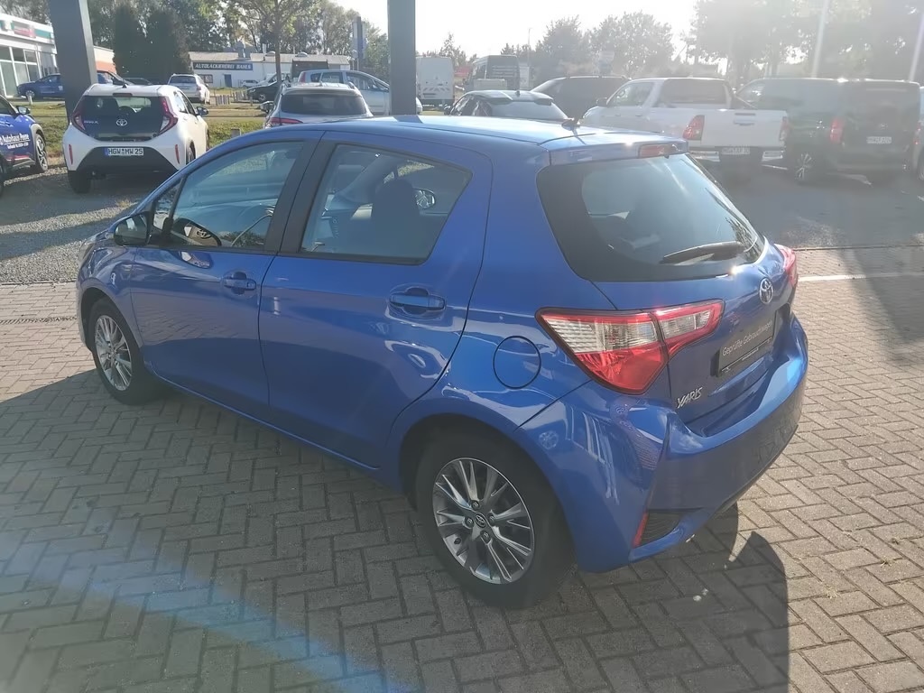 ► TOYOTA YARIS 1.5 82KW DUAL VVT-iE KAMERA-VÝHŘEV - 3
