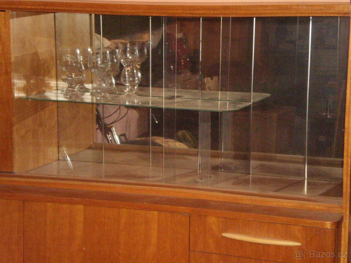 retro = sekretář - světlé povedení - r. 1970 - 3