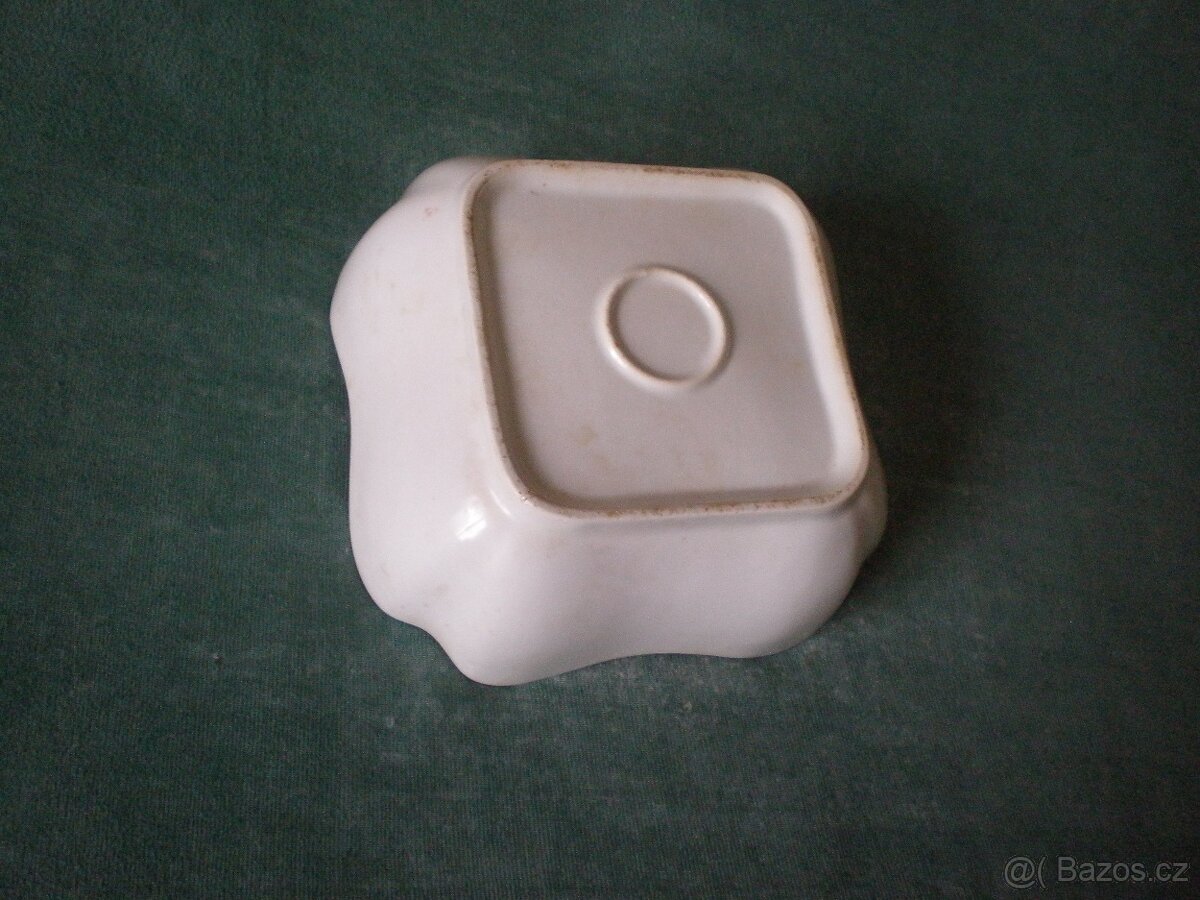 STAROŽITNÁ SALÁTOVKA - 3