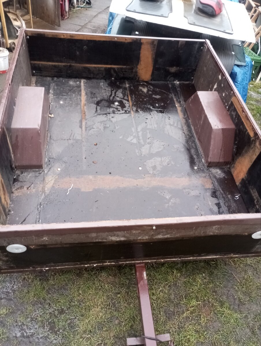 Přívěsný vozík - 3