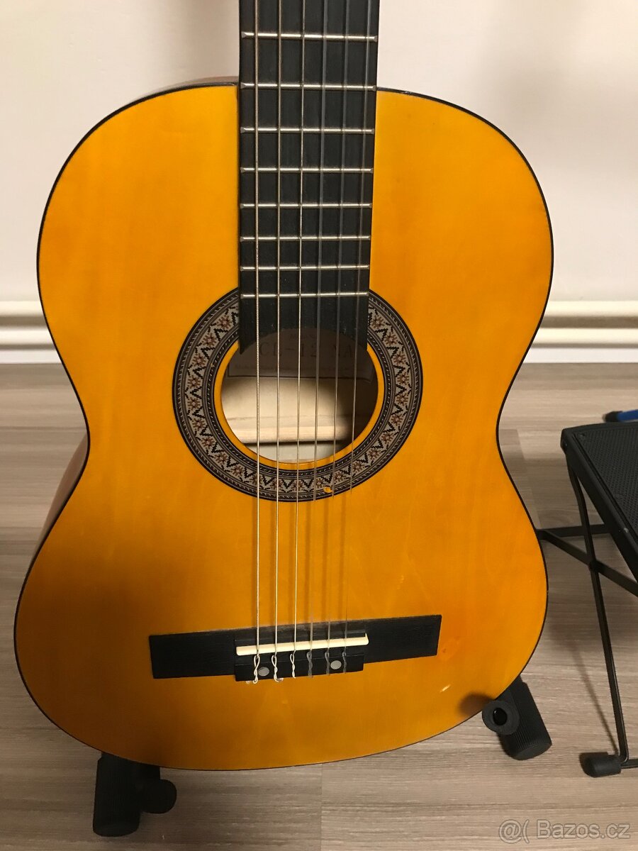 Kytara Blond 1/2 - 3