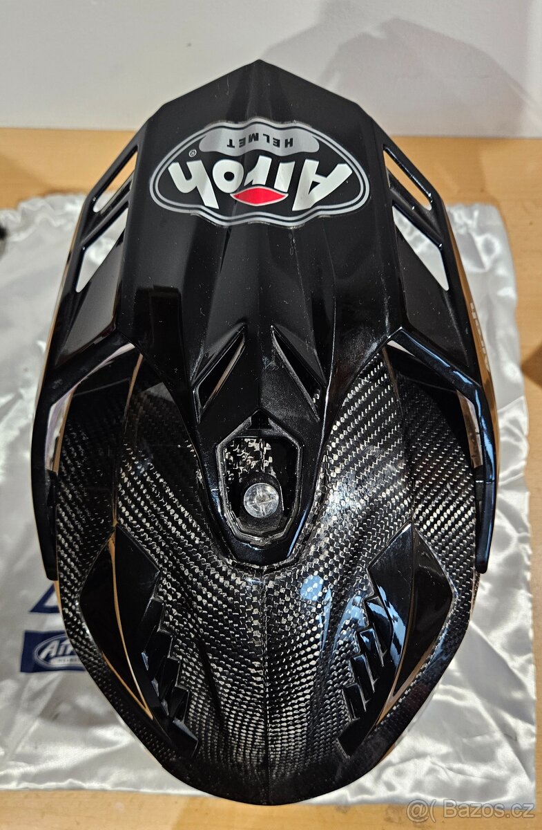 Helma Airoh commander 2 vel. S - 3