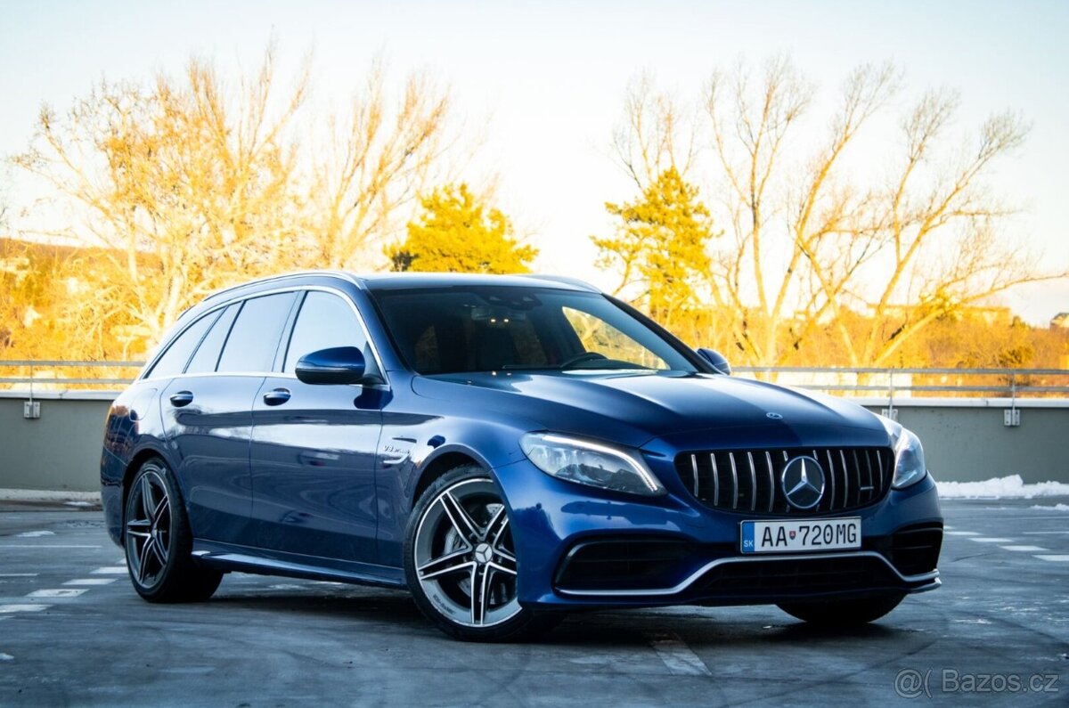 Mercedes Benz C63 AMG w205 - TOP stav - 3