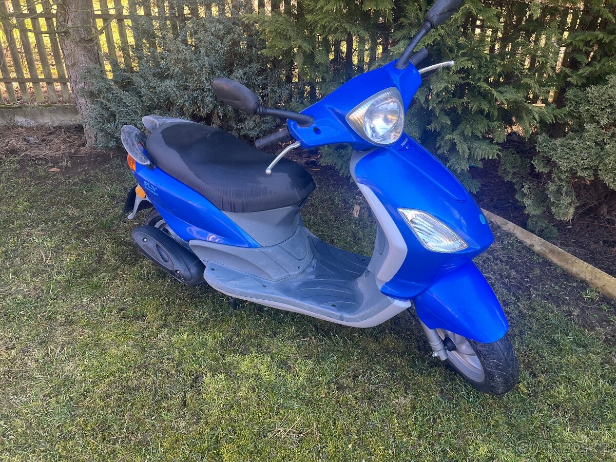 Piaggio fly skútr 50 - 3