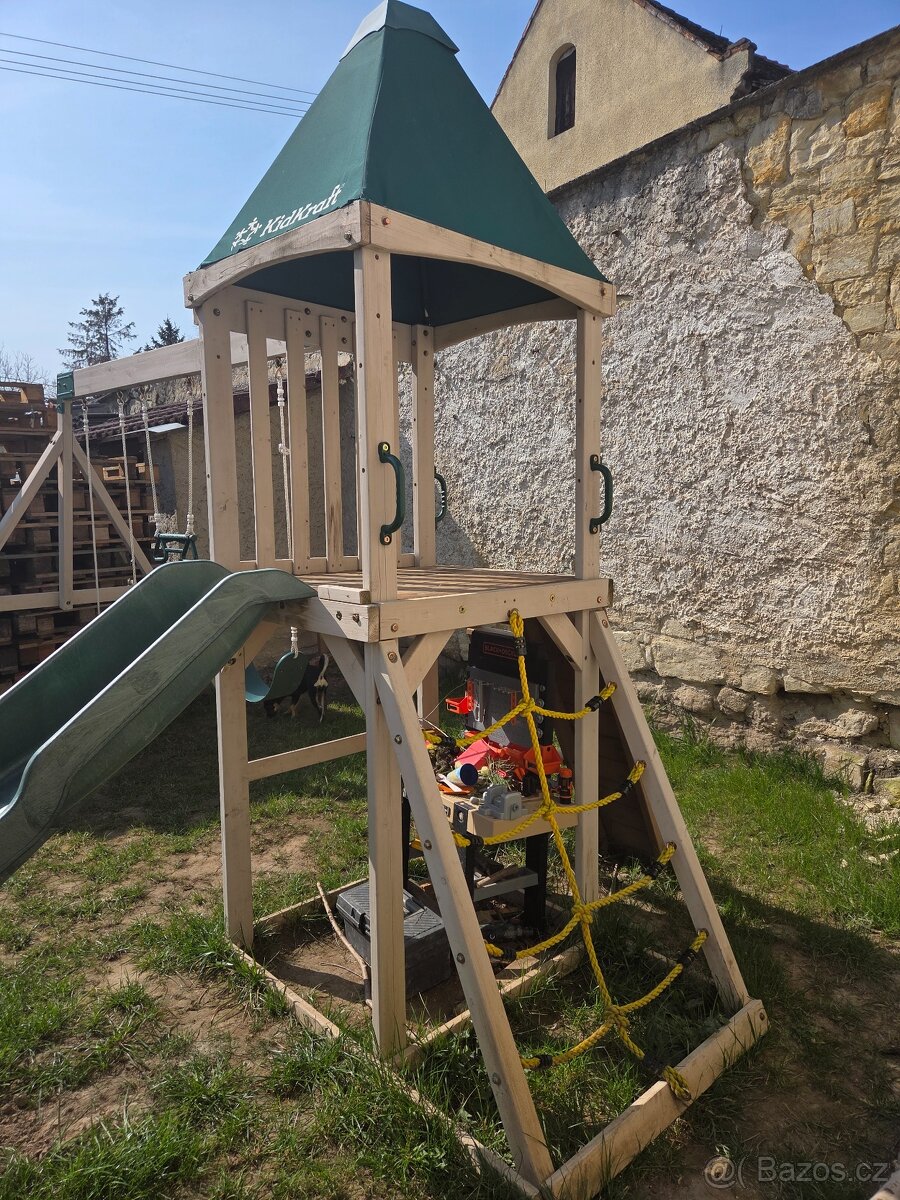 Zahradní dětské hřiště - 3