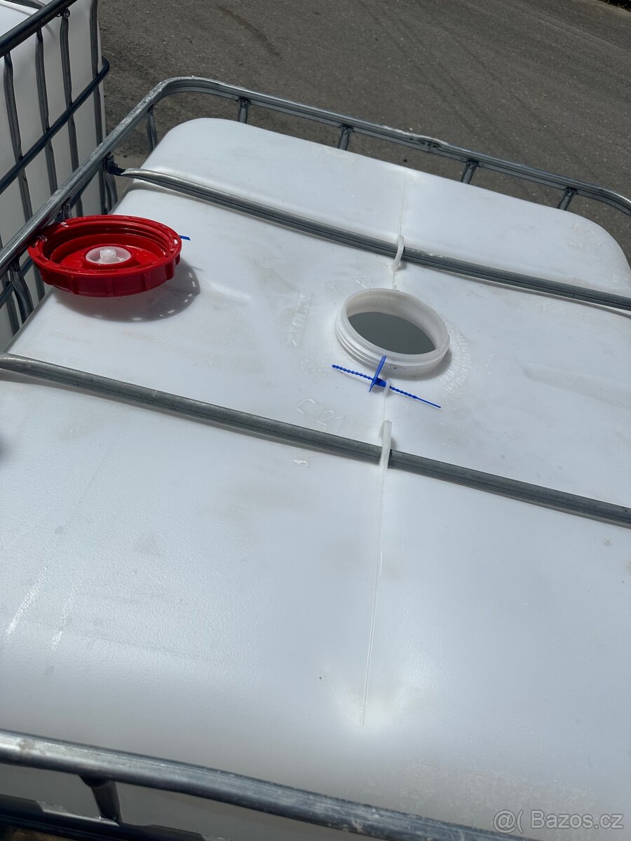 IBC 1000L - 3