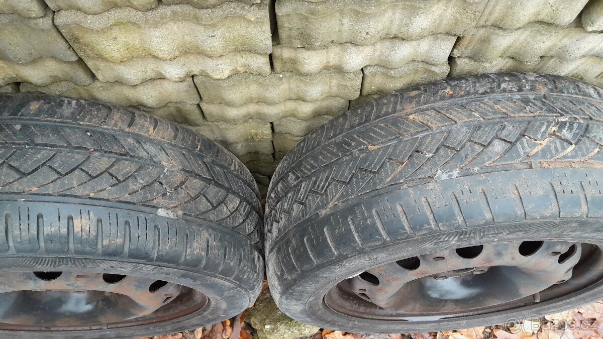 Pneu 195/55 R15 - 3