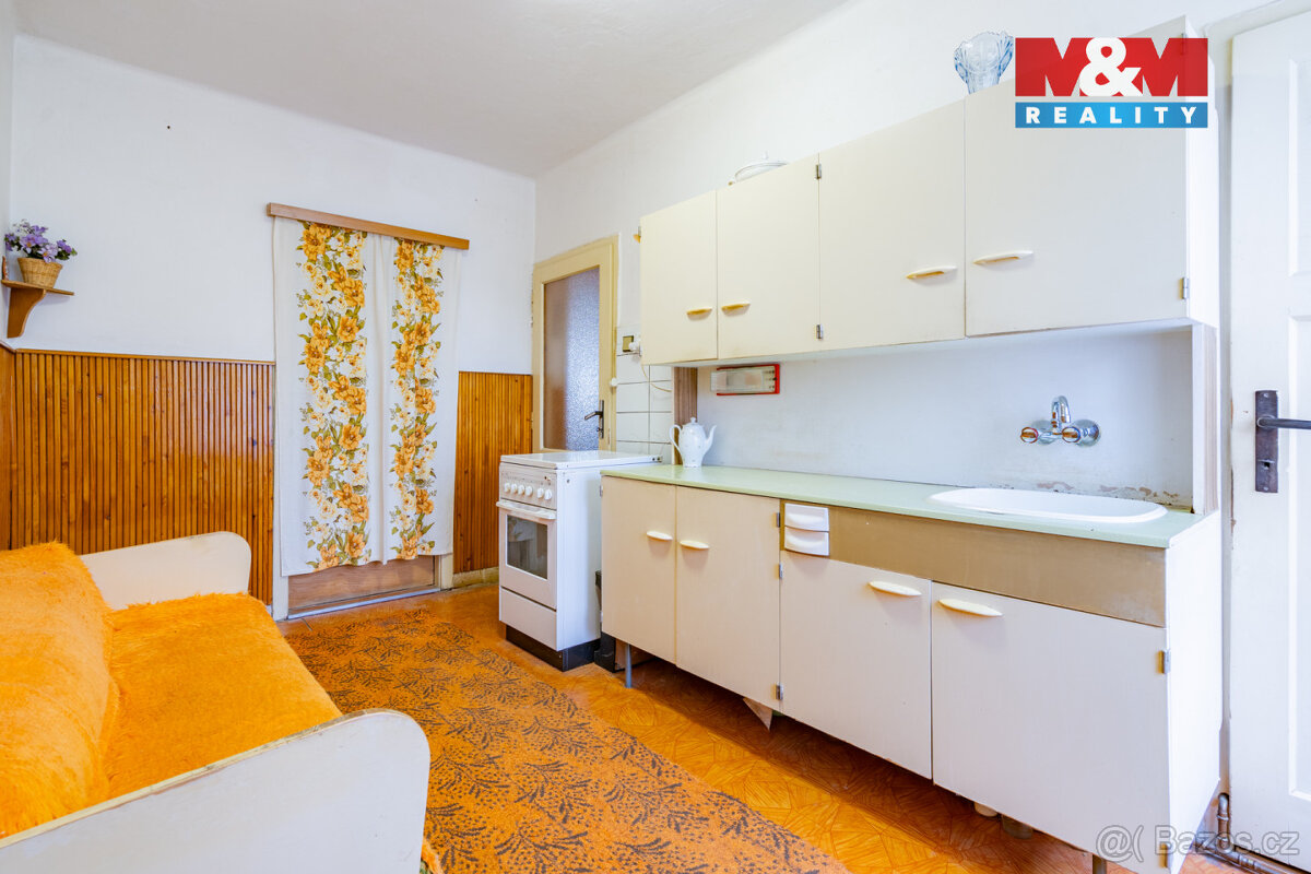 Prodej bytu 2+1, 57 m², garáž, Tachov, ul. Fügnerova - 3