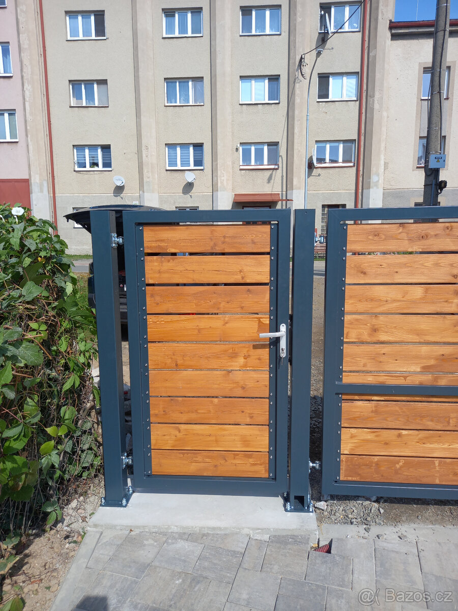 Dvoukřídlá brána a branka - 3