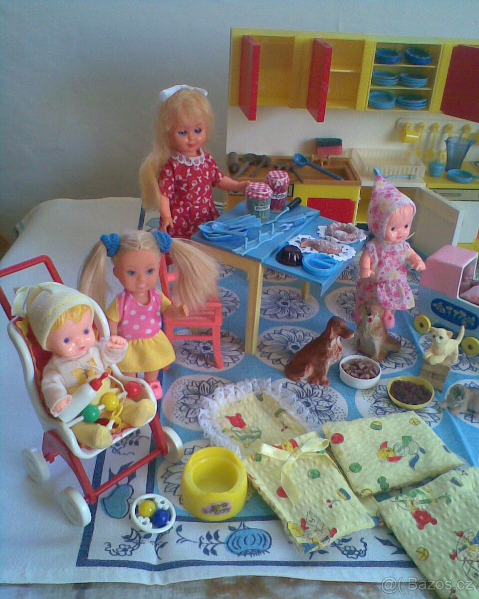 Retro kuchynka s panenkami a pokojík - 3