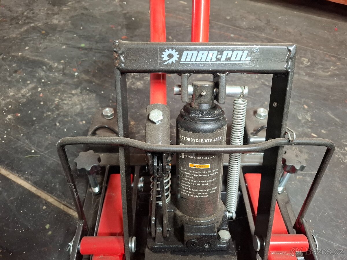 Zvedák na motorku 680kg - 3