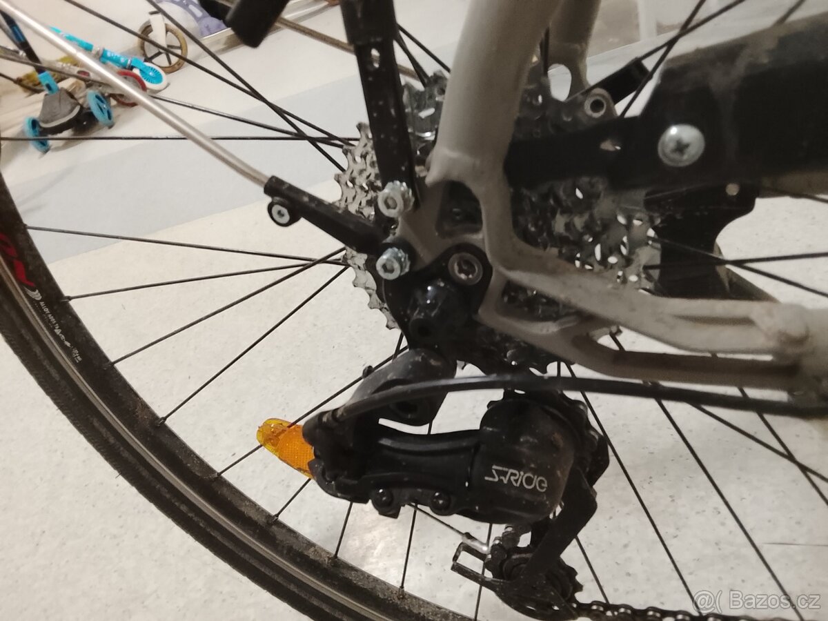 Horské kolo Hrad vel 28 /29 - 3