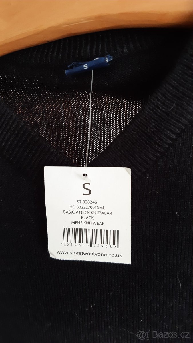 N.O.V.Ý. Pánský / chlapecký černý svetr S - 3