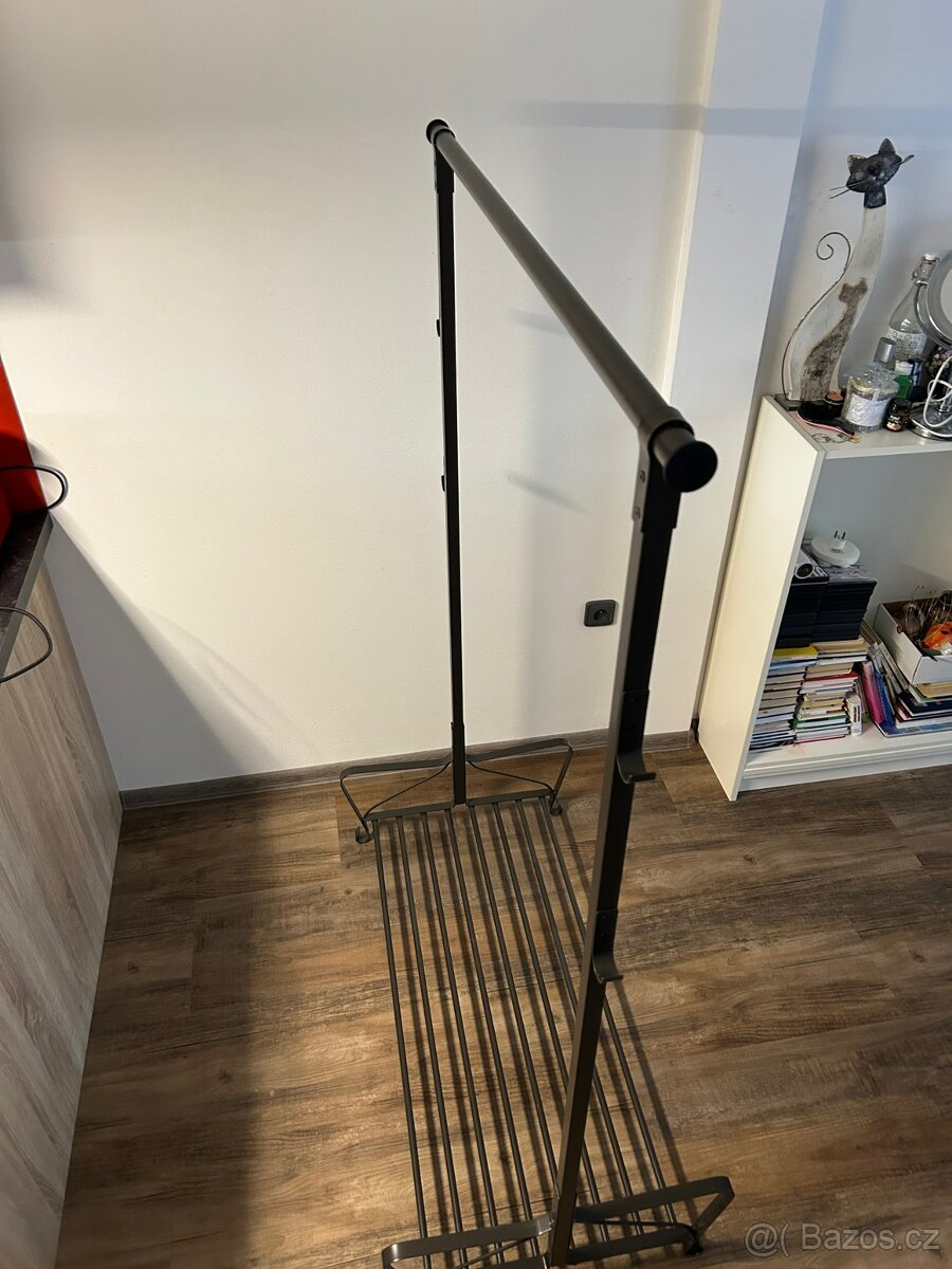 Šatní stojan s úložným prostorem na boty - 3