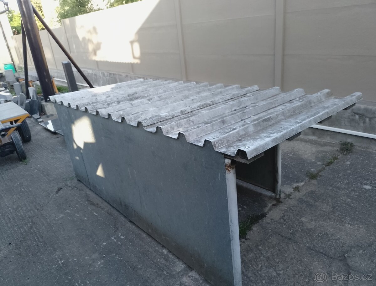 Plechový přístřešek - 3