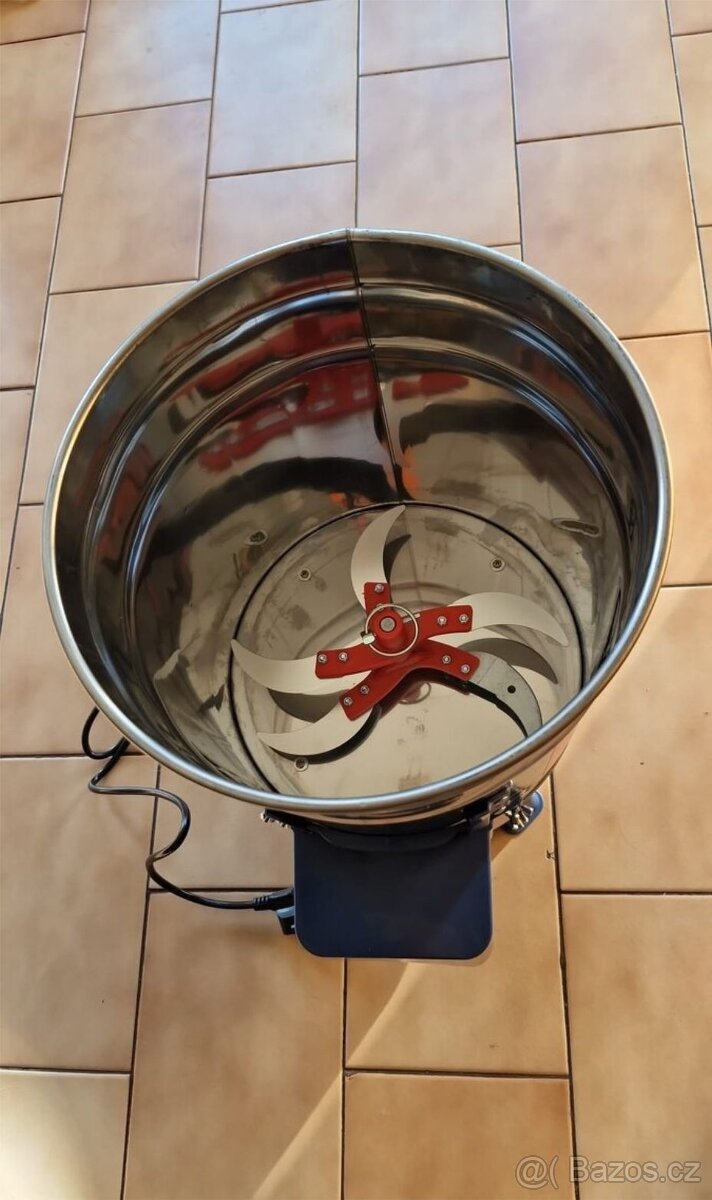 Mlýnek, šrotovník na řepu - mrkev - 3