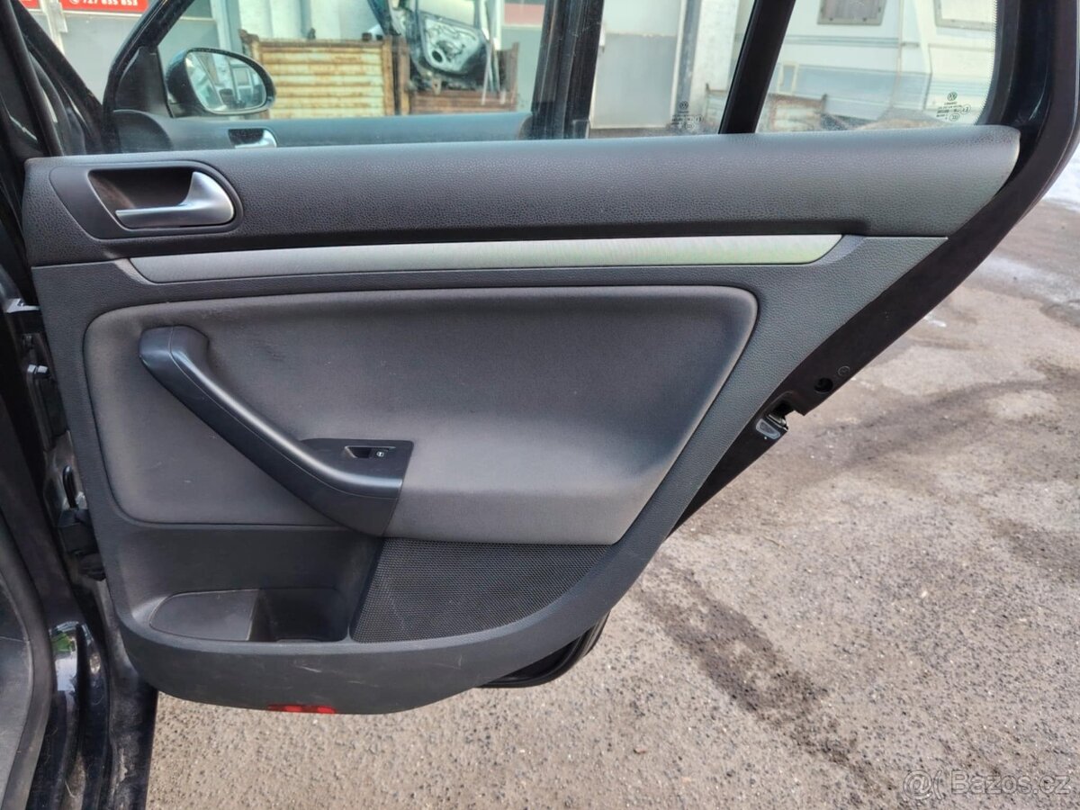 prodám tapce do VW Golf 5 Variant - 3