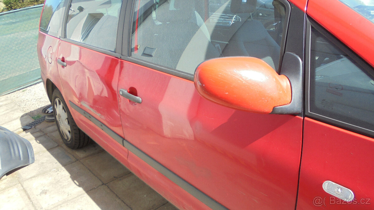 Ford Galaxy 1,9 85kw - náhradní díly - 3