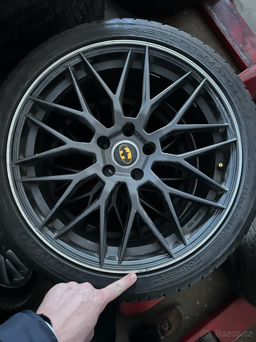 Pěkná sada R19 Superb/Octavia atd - 3