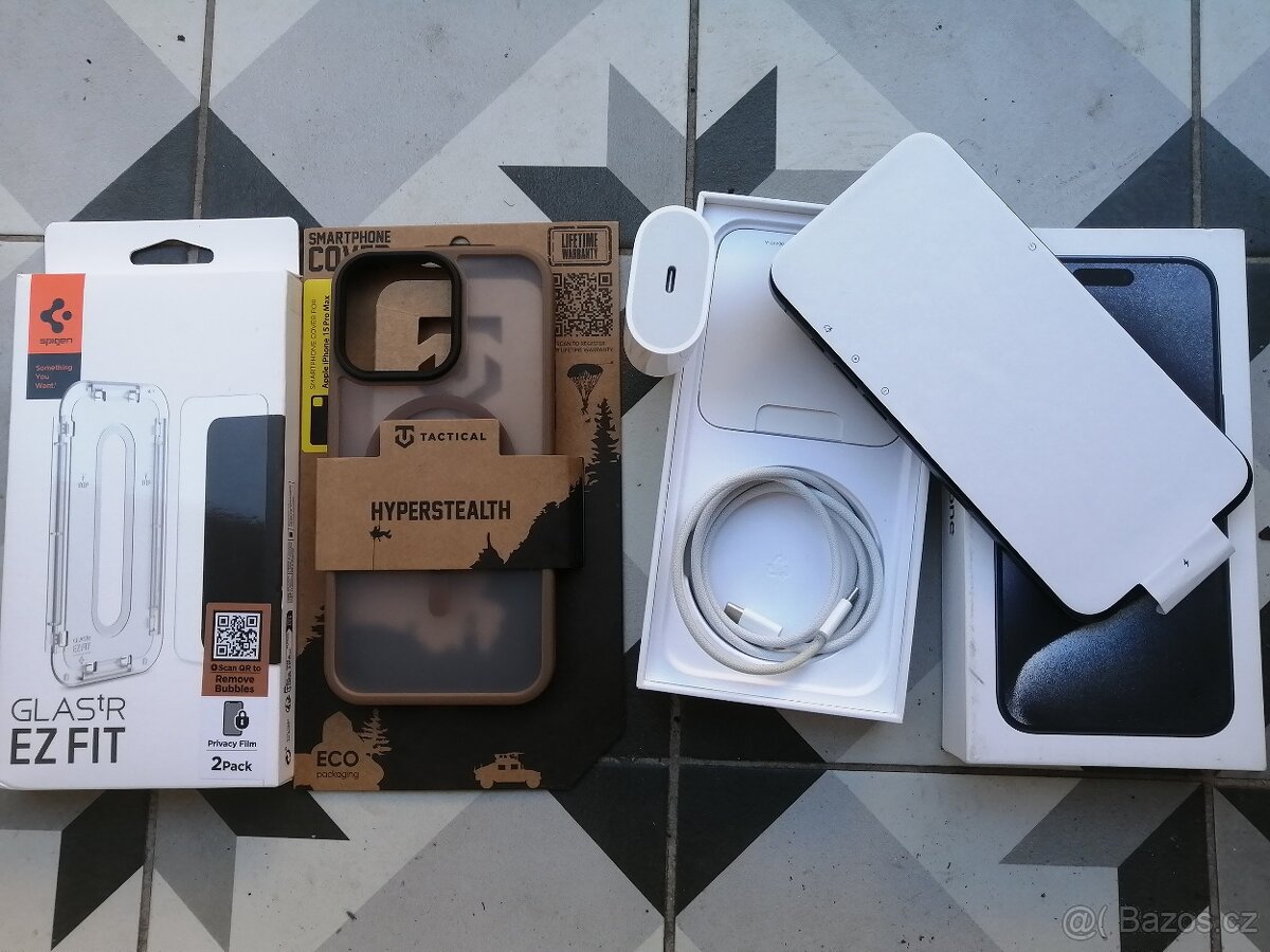 IPhone 15 pro Max úplně nový - 3
