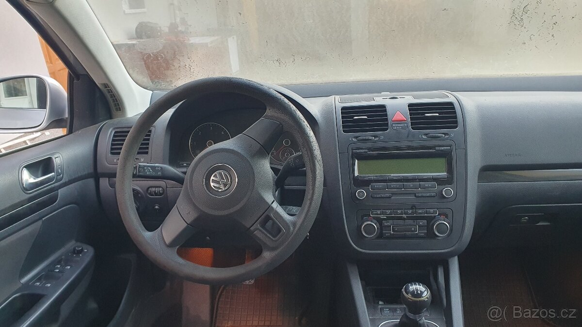VW Golf 5, Jetta,Octavia 2, interiér, kapota aj. - 3