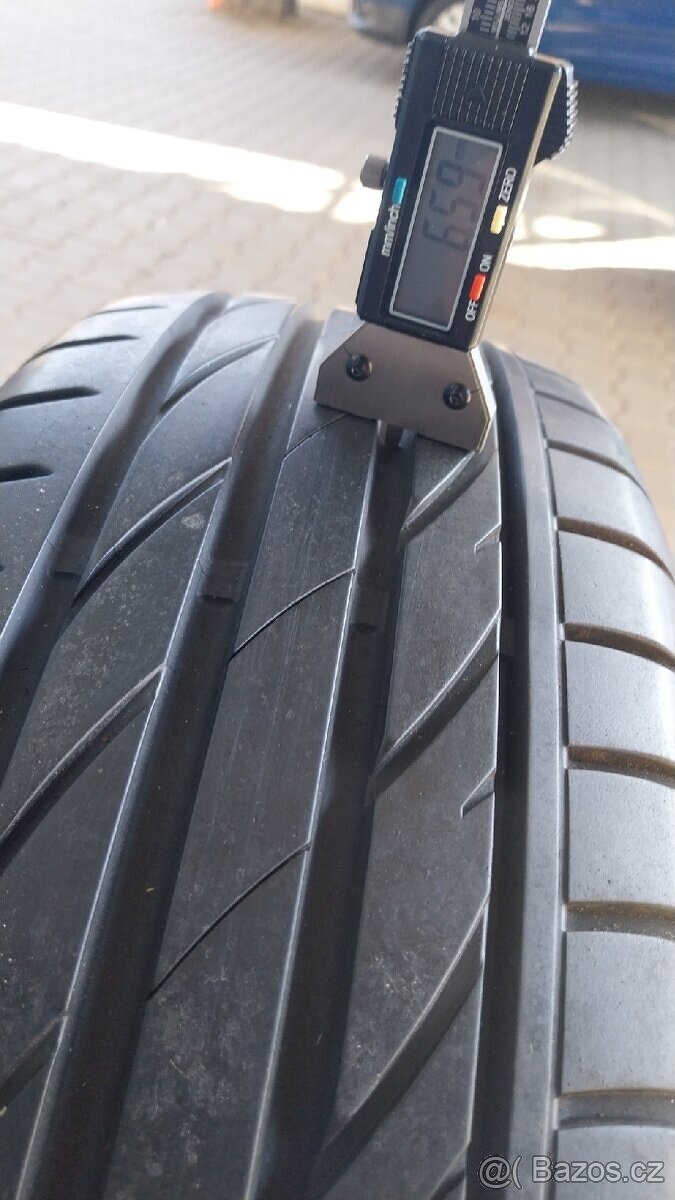 Prodám 2 x letní pneu Maxxis 215/65/17 - 3