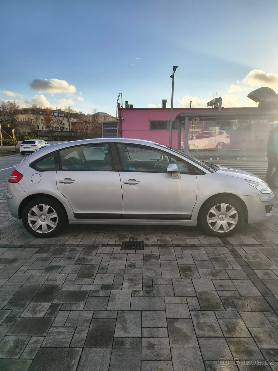 Citroën C4 1.4i 16V (65 kW), ČR, druhý majitel - 3