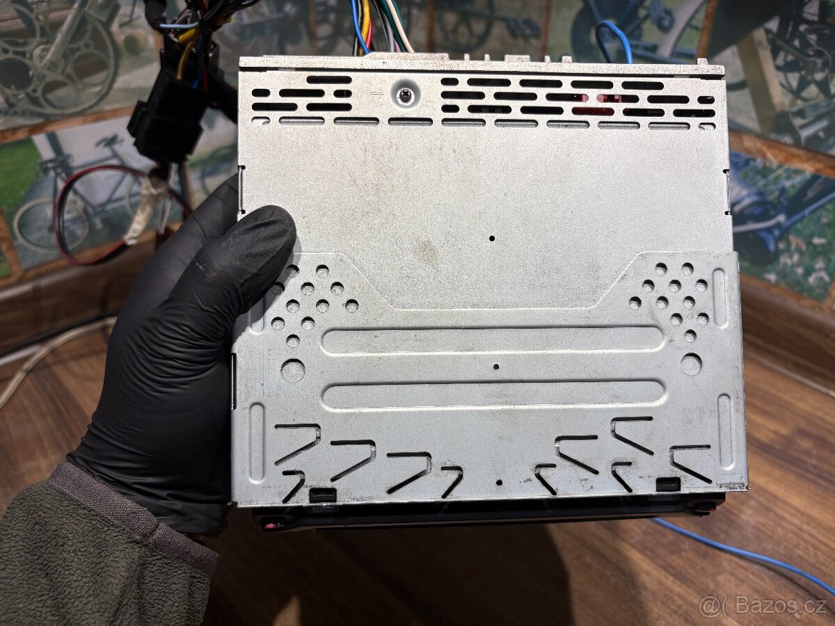 SONY CDX-S2000–Veterán - GOLF, Audi, červené podsvícení, - 3