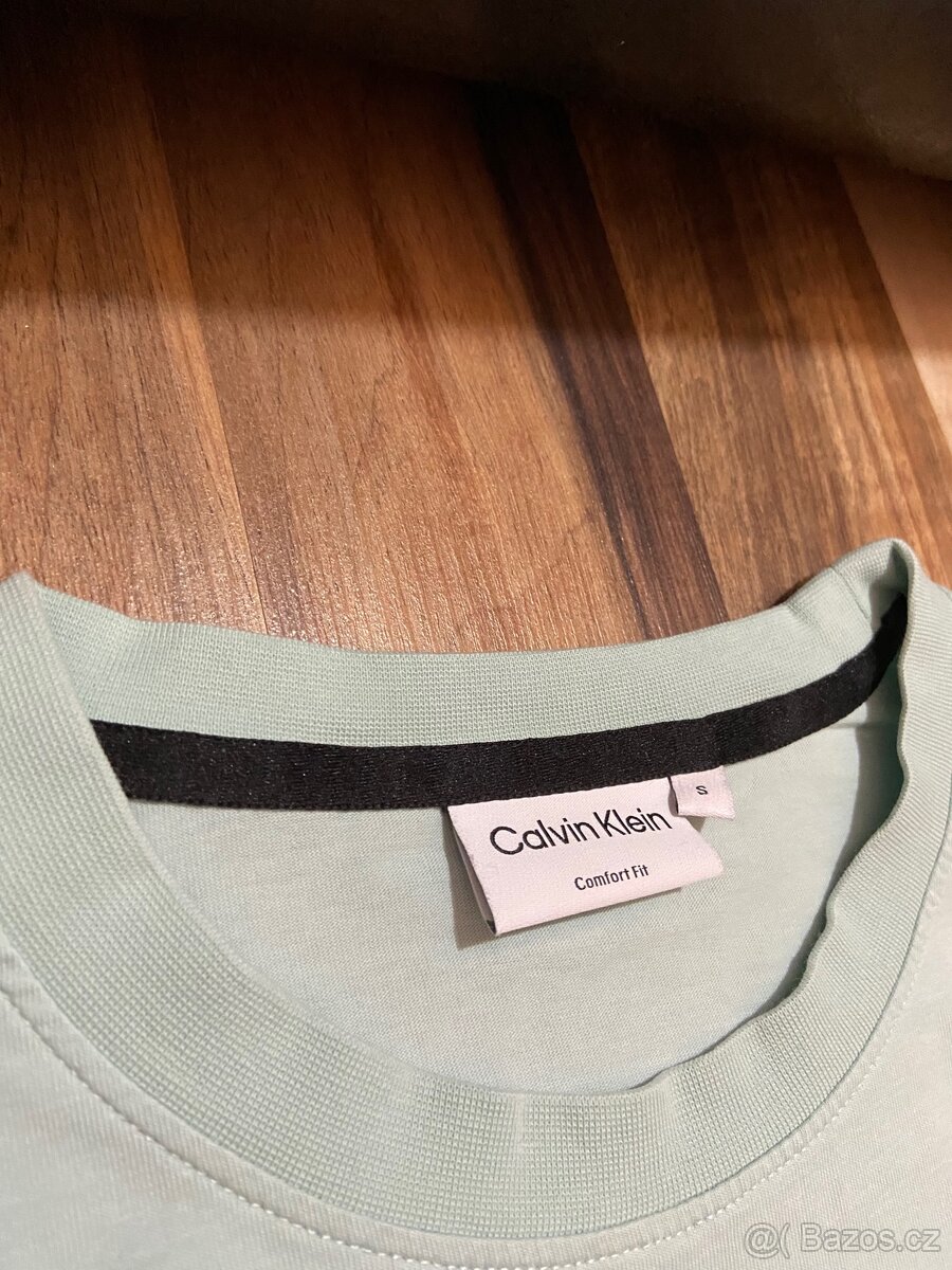 Calvin Klein tričko - 3