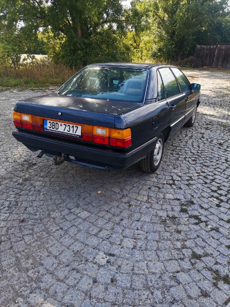 Audi 100 c3 2.0 turbo diesel 5 válec - 3