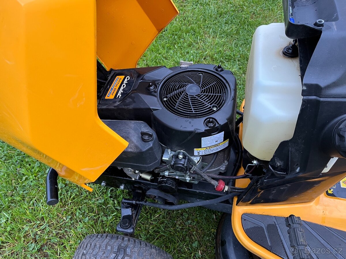 Zahradni traktor Cub Cadet XT1 OR95 - 3